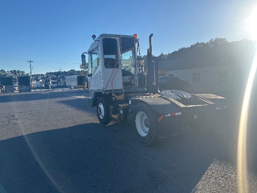 Yard Truck-Heavy Duty Tractors-Ottawa-2020-T2-Dalton-GA-19,363\n\t\tmiles-$ 75,000 - Image 5