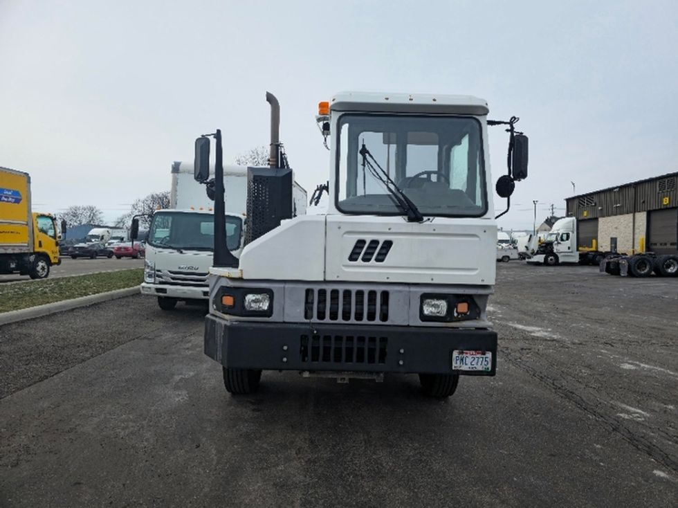 Yard Truck-Heavy Duty Tractors-Ottawa-2020-T2-Dayton-OH-35,469\n\t\tmiles-$ 71,500 - Image 2