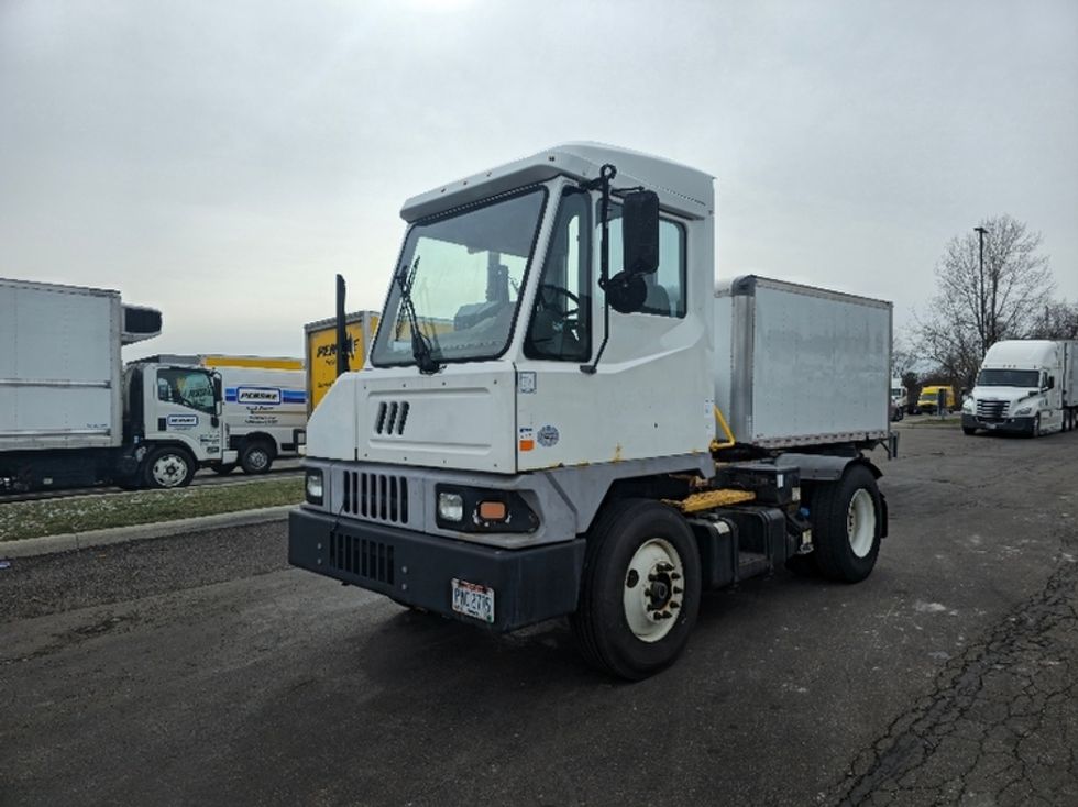 Yard Truck-Heavy Duty Tractors-Ottawa-2020-T2-Dayton-OH-35,469\n\t\tmiles-$ 71,500 - Image 3