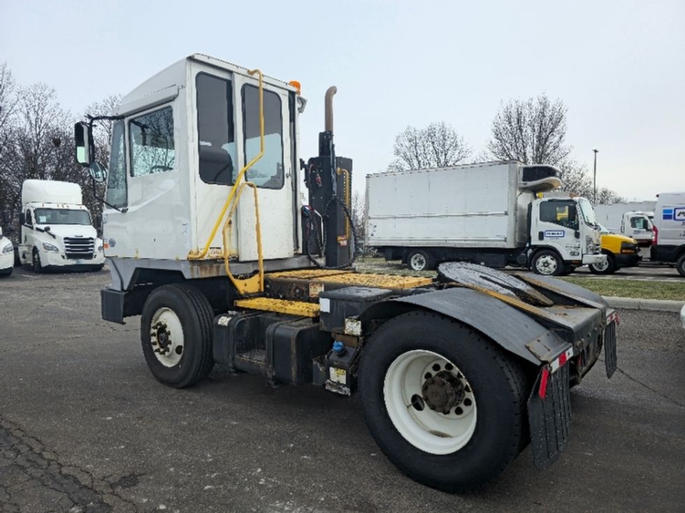 Yard Truck-Heavy Duty Tractors-Ottawa-2020-T2-Dayton-OH-35,469\n\t\tmiles-$ 71,500 - Image 5
