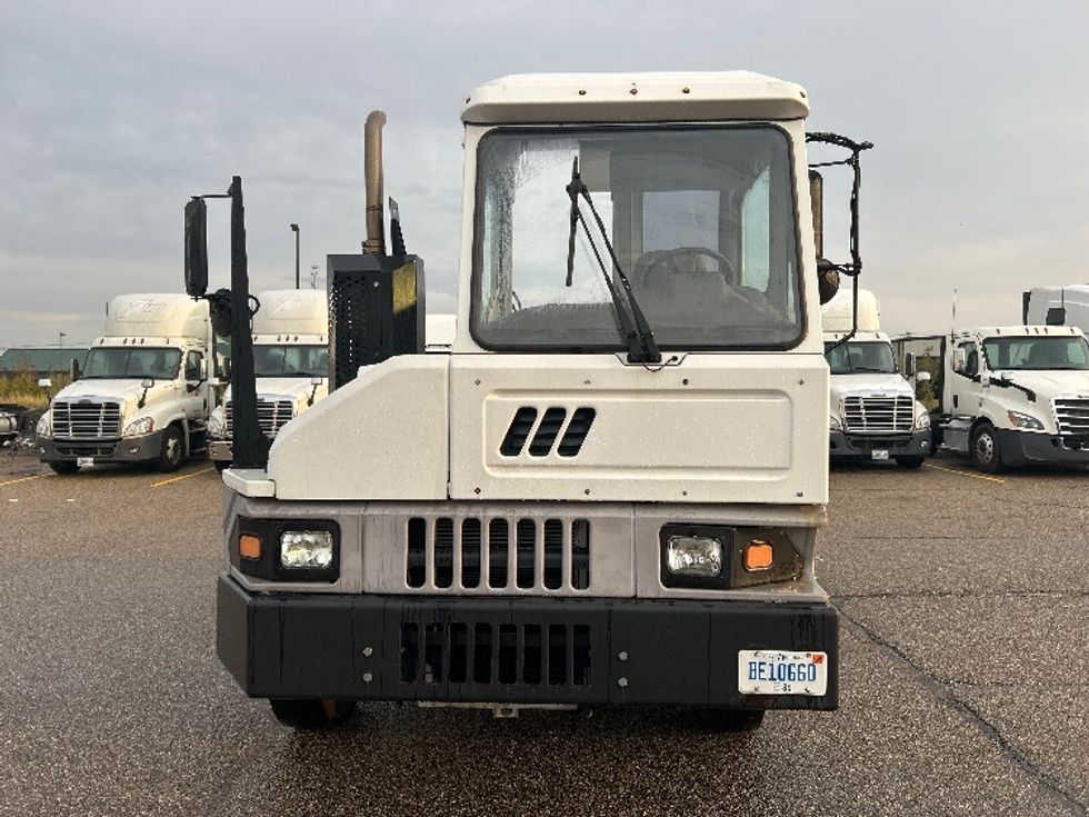 Yard Truck-Heavy Duty Tractors-Ottawa-2020-T2-Holland-MI-50,124\n\t\tmiles-$ 69,250 - Image 2