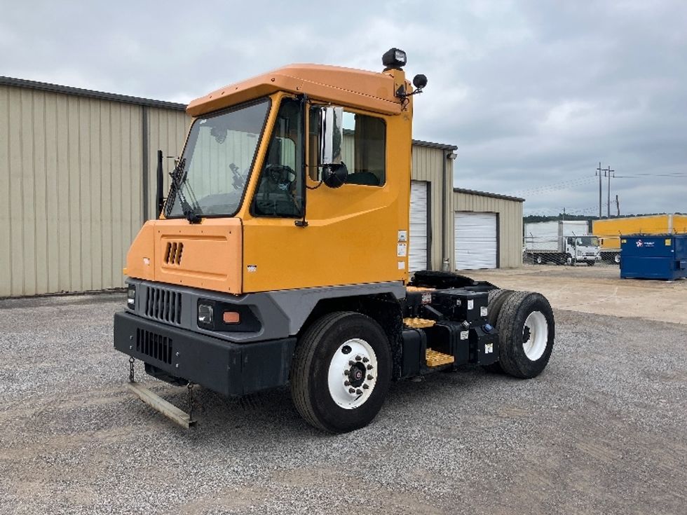Yard Truck-Heavy Duty Tractors-Ottawa-2020-T2-Hueytown-AL-17,966\n\t\tmiles-$ 69,250 - Image 3