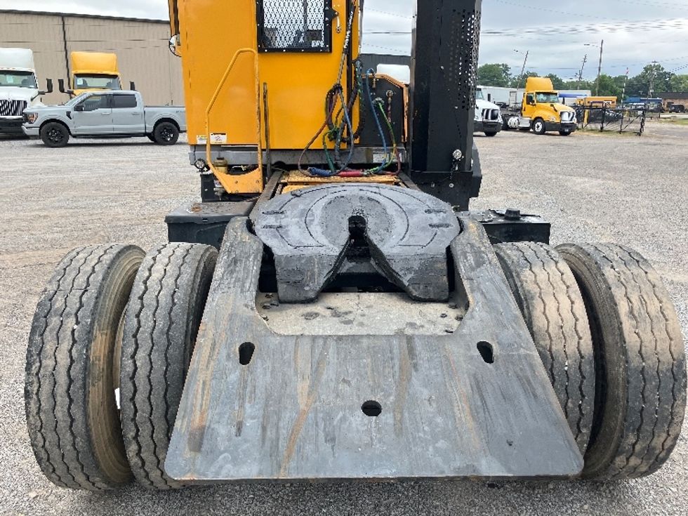 Yard Truck-Heavy Duty Tractors-Ottawa-2020-T2-Hueytown-AL-17,966\n\t\tmiles-$ 69,250 - Image 6