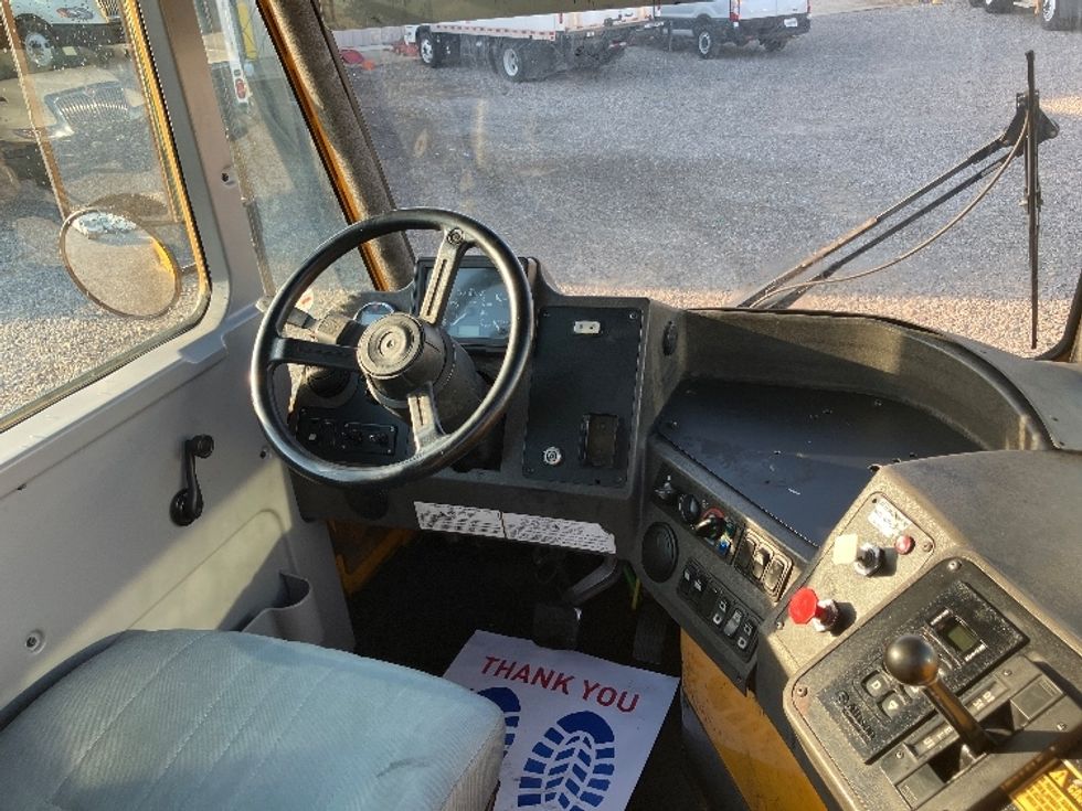 Yard Truck-Heavy Duty Tractors-Ottawa-2020-T2-Hueytown-AL-245,455\n\t\tmiles-$ 63,500 - Image 10