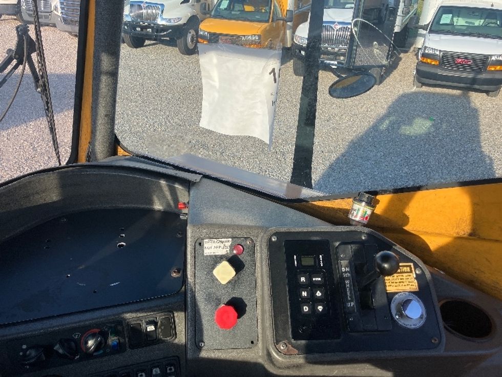 Yard Truck-Heavy Duty Tractors-Ottawa-2020-T2-Hueytown-AL-245,455\n\t\tmiles-$ 63,500 - Image 12