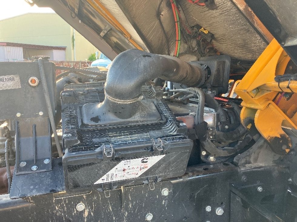 Yard Truck-Heavy Duty Tractors-Ottawa-2020-T2-Hueytown-AL-245,455\n\t\tmiles-$ 63,500 - Image 15