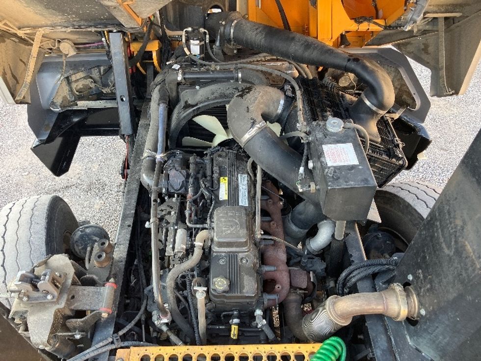 Yard Truck-Heavy Duty Tractors-Ottawa-2020-T2-Hueytown-AL-35,968\n\t\tmiles-$ 63,500 - Image 13