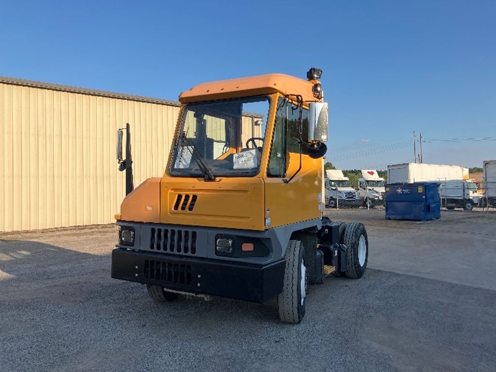 Yard Truck-Heavy Duty Tractors-Ottawa-2020-T2-Hueytown-AL-35,968\n\t\tmiles-$ 63,500 - Image 3