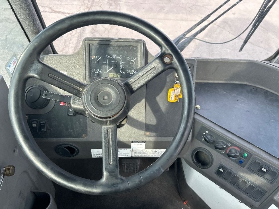 Yard Truck-Heavy Duty Tractors-Ottawa-2020-T2-Kansas City-MO-27,688\n\t\tmiles-$ 76,750 - Image 11