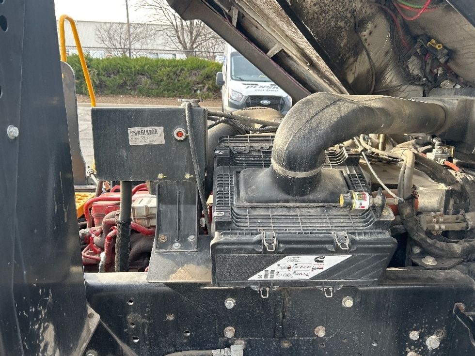 Yard Truck-Heavy Duty Tractors-Ottawa-2020-T2-Kansas City-MO-27,688\n\t\tmiles-$ 76,750 - Image 14