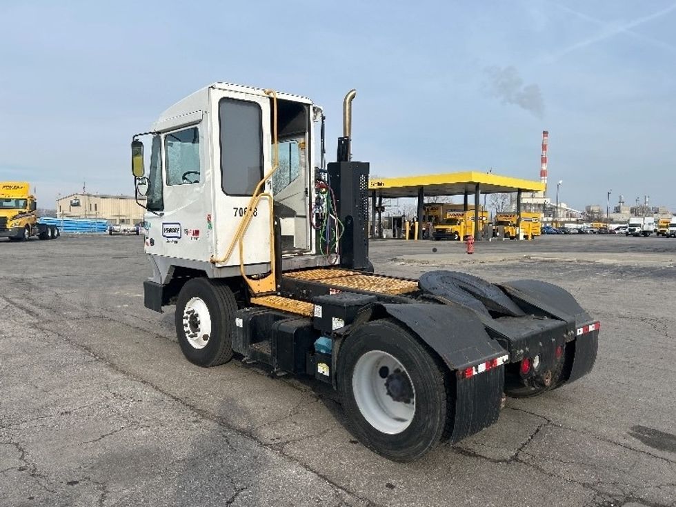 Yard Truck-Heavy Duty Tractors-Ottawa-2020-T2-Kansas City-MO-27,688\n\t\tmiles-$ 76,750 - Image 5