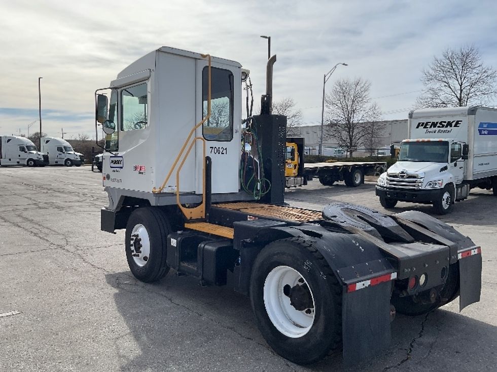Yard Truck-Heavy Duty Tractors-Ottawa-2020-T2-Kansas City-MO-28,899\n\t\tmiles-$ 75,000 - Image 5
