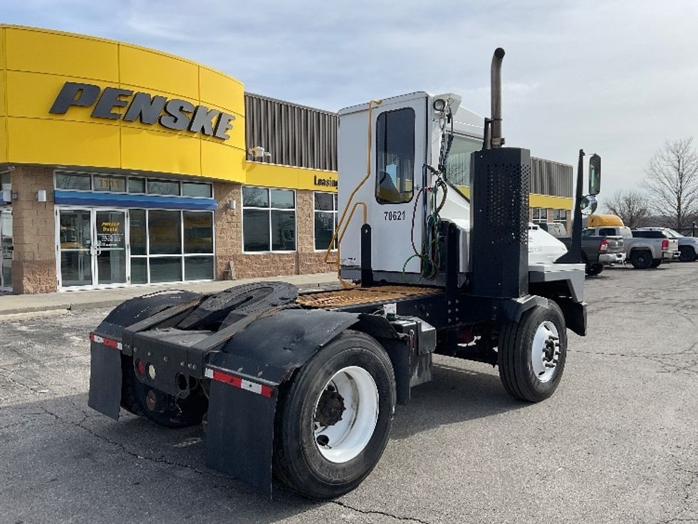 Yard Truck-Heavy Duty Tractors-Ottawa-2020-T2-Kansas City-MO-28,899\n\t\tmiles-$ 75,000 - Image 7