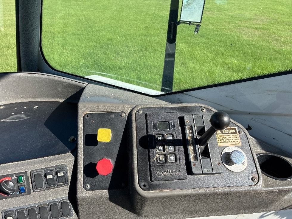 Yard Truck-Heavy Duty Tractors-Ottawa-2020-T2-Richland-MS-10,299\n\t\tmiles-$ 65,500 - Image 11
