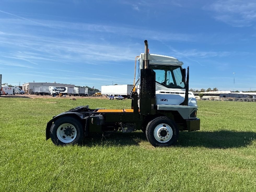 Yard Truck-Heavy Duty Tractors-Ottawa-2020-T2-Richland-MS-10,299\n\t\tmiles-$ 65,500 - Image 8