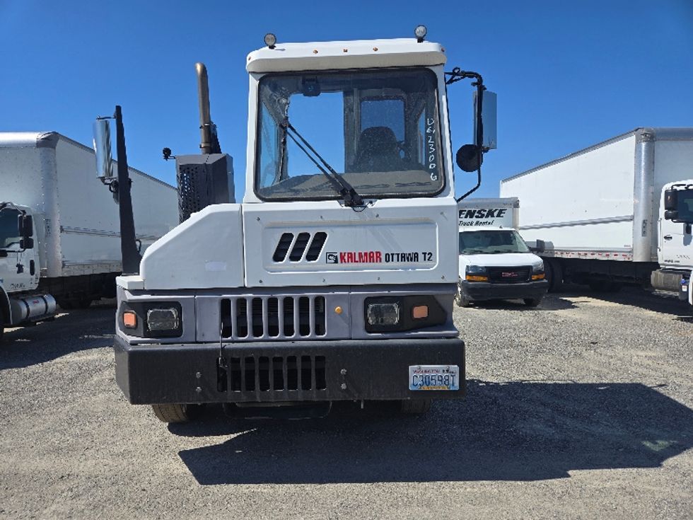 Yard Truck-Heavy Duty Tractors-Ottawa-2020-T2-Spokane Valley-WA-30,658\n\t\tmiles-$ 75,250 - Image 2
