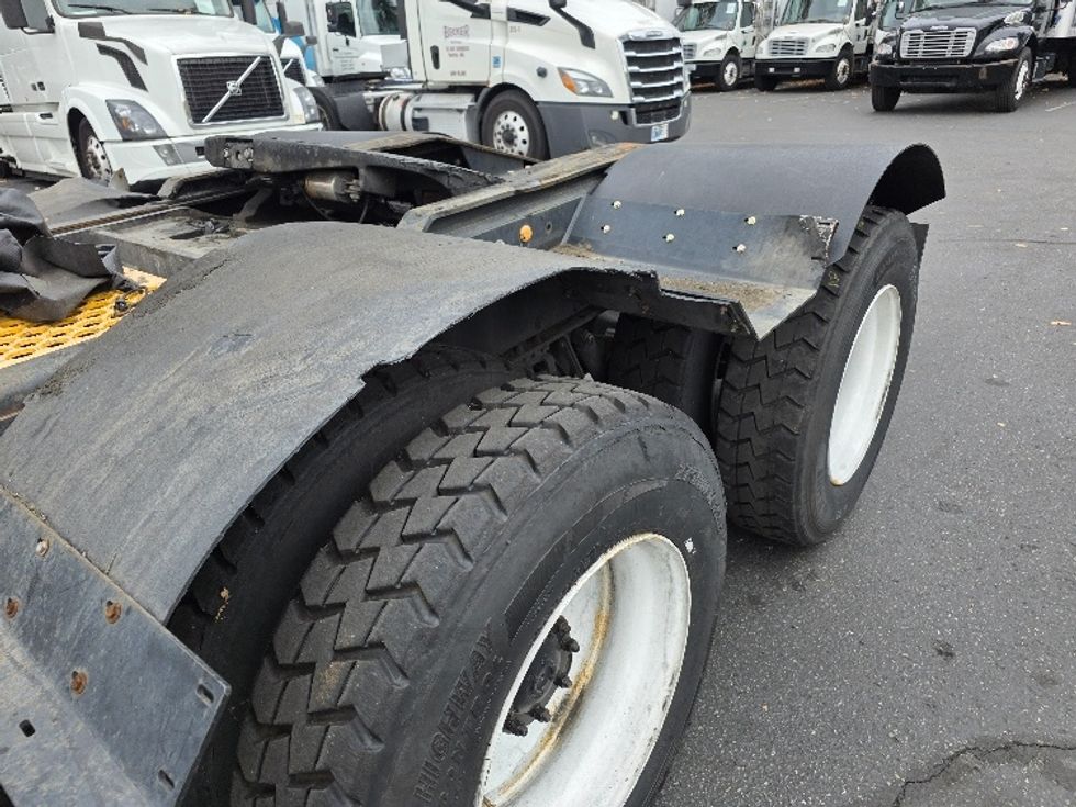 Yard Truck-Heavy Duty Tractors-Ottawa-2020-T2-Tukwila-WA-14,850\n\t\tmiles-$ 76,500 - Image 19