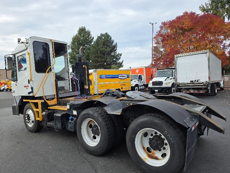 Yard Truck-Heavy Duty Tractors-Ottawa-2020-T2-Tukwila-WA-14,850\n\t\tmiles-$ 76,500 - Image 5