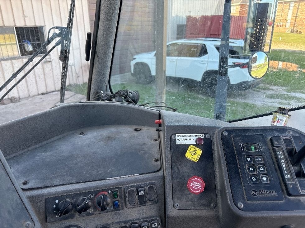 Yard Truck-Heavy Duty Tractors-Ottawa-2020-T2-Waco-TX-18,976\n\t\tmiles-$ 73,500 - Image 10
