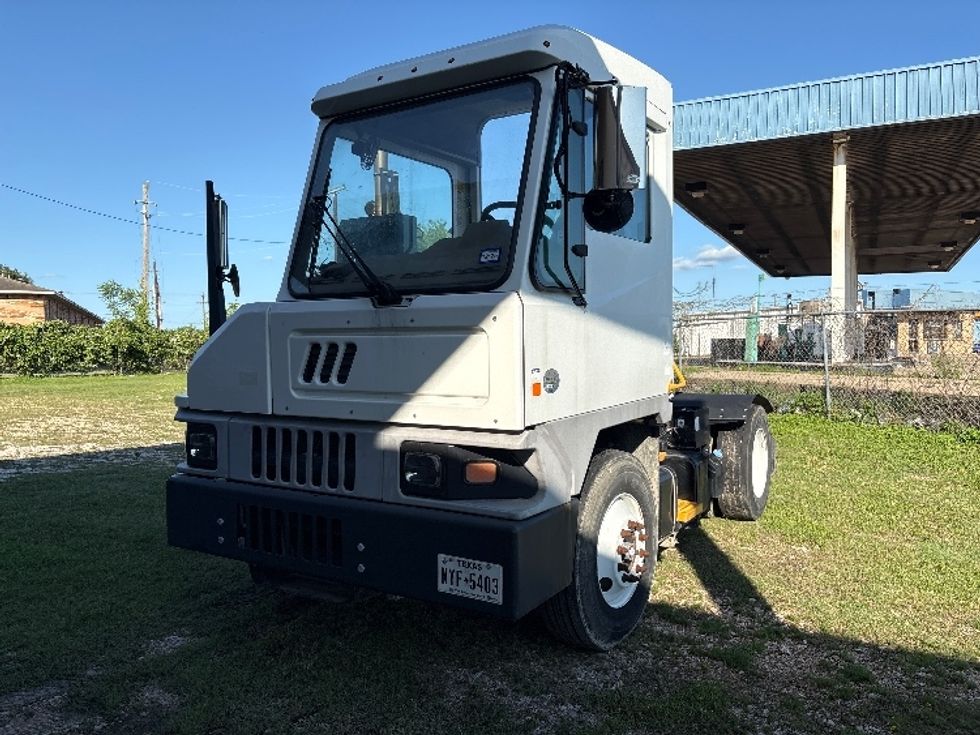Yard Truck-Heavy Duty Tractors-Ottawa-2020-T2-Waco-TX-18,976\n\t\tmiles-$ 73,500 - Image 3