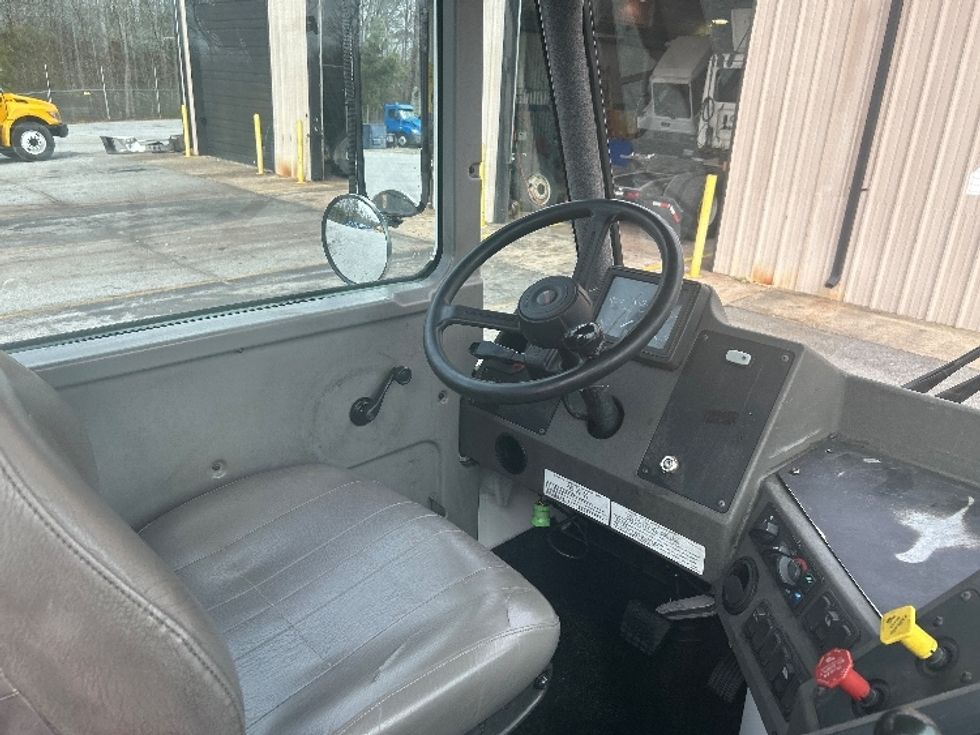 Yard Truck-Heavy Duty Tractors-Ottawa-2021-T2-Anderson-SC-38,364\n\t\tmiles-$ 90,500 - Image 10