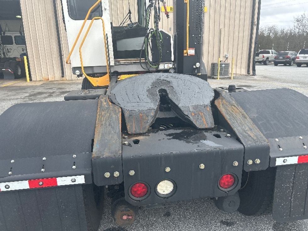 Yard Truck-Heavy Duty Tractors-Ottawa-2021-T2-Anderson-SC-38,364\n\t\tmiles-$ 90,500 - Image 6