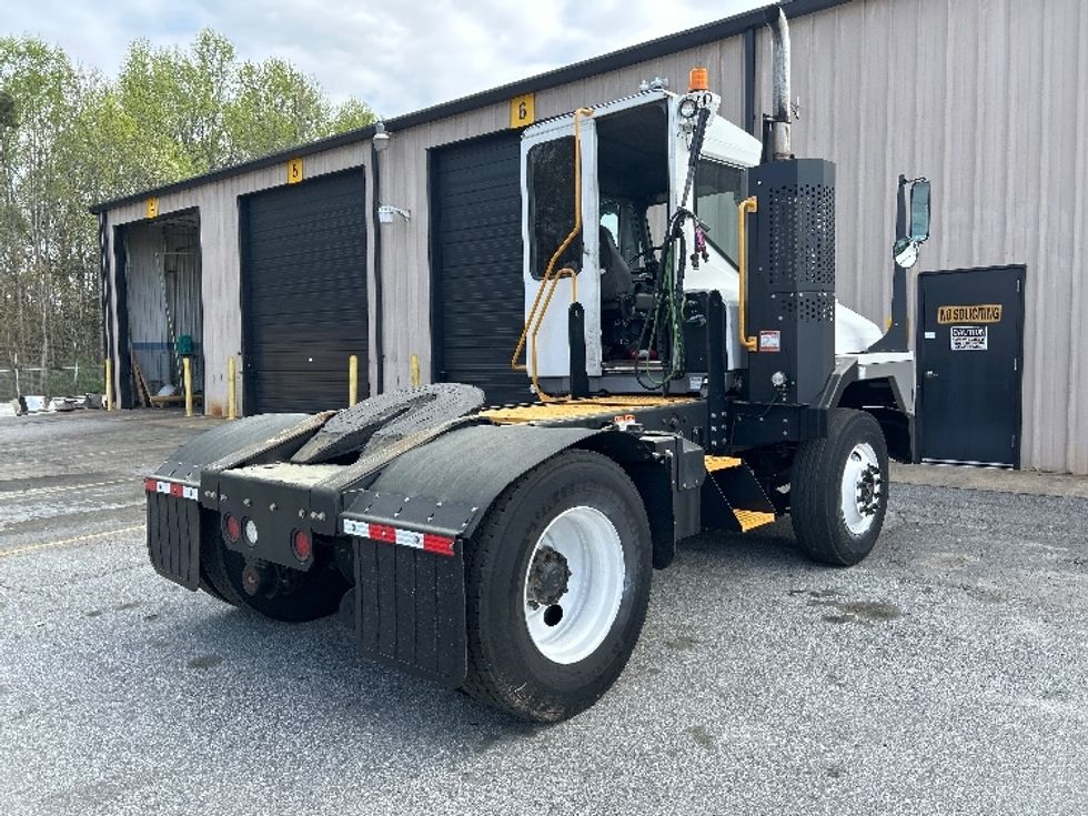 Yard Truck-Heavy Duty Tractors-Ottawa-2021-T2-Anderson-SC-38,364\n\t\tmiles-$ 90,500 - Image 7