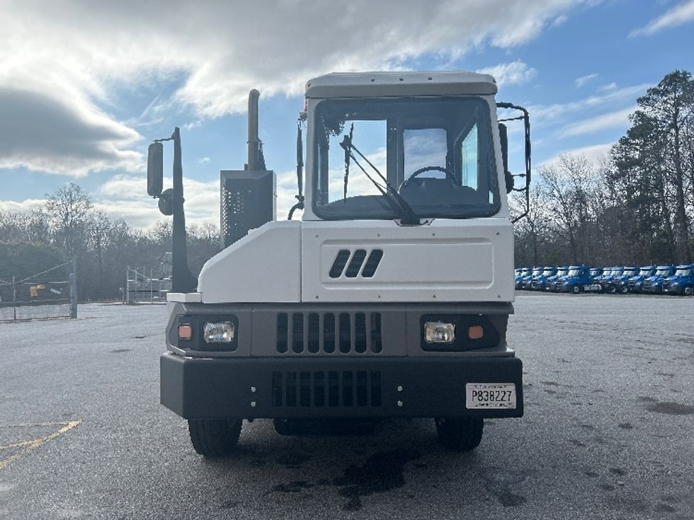 Yard Truck-Heavy Duty Tractors-Ottawa-2021-T2-Anderson-SC-50,453\n\t\tmiles-$ 88,750 - Image 2