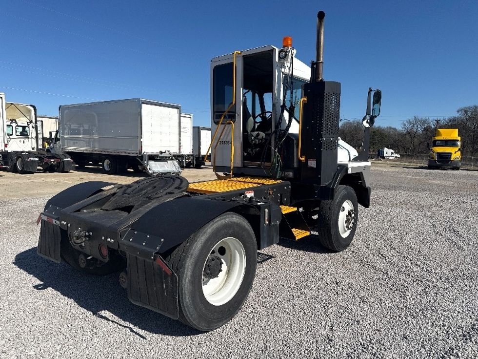 Yard Truck-Heavy Duty Tractors-Ottawa-2021-T2-Birmingham-AL-28,631\n\t\tmiles-$ 89,250 - Image 7