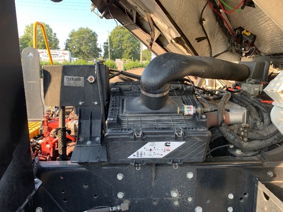 Yard Truck-Heavy Duty Tractors-Ottawa-2021-T2-Concord-NC-26,084\n\t\tmiles-$ 77,500 - Image 14