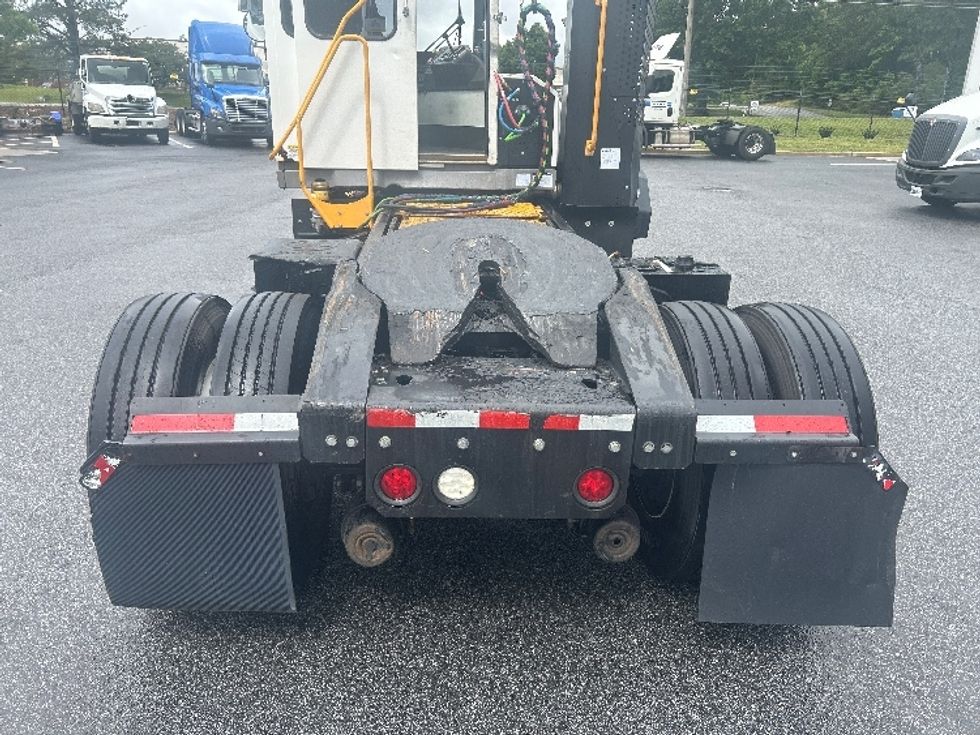 Yard Truck-Heavy Duty Tractors-Ottawa-2021-T2-Forest Park-GA-119,179\n\t\tmiles-$ 81,500 - Image 6