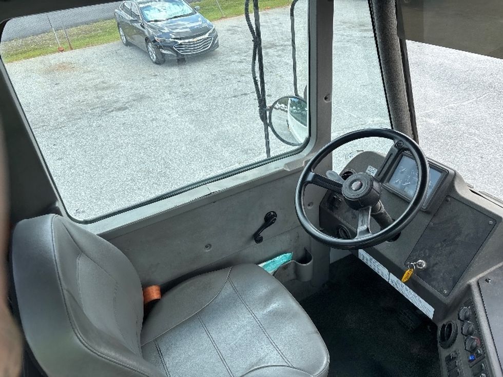 Yard Truck-Heavy Duty Tractors-Ottawa-2021-T2-Greer-SC-28,028\n\t\tmiles-$ 83,500 - Image 12