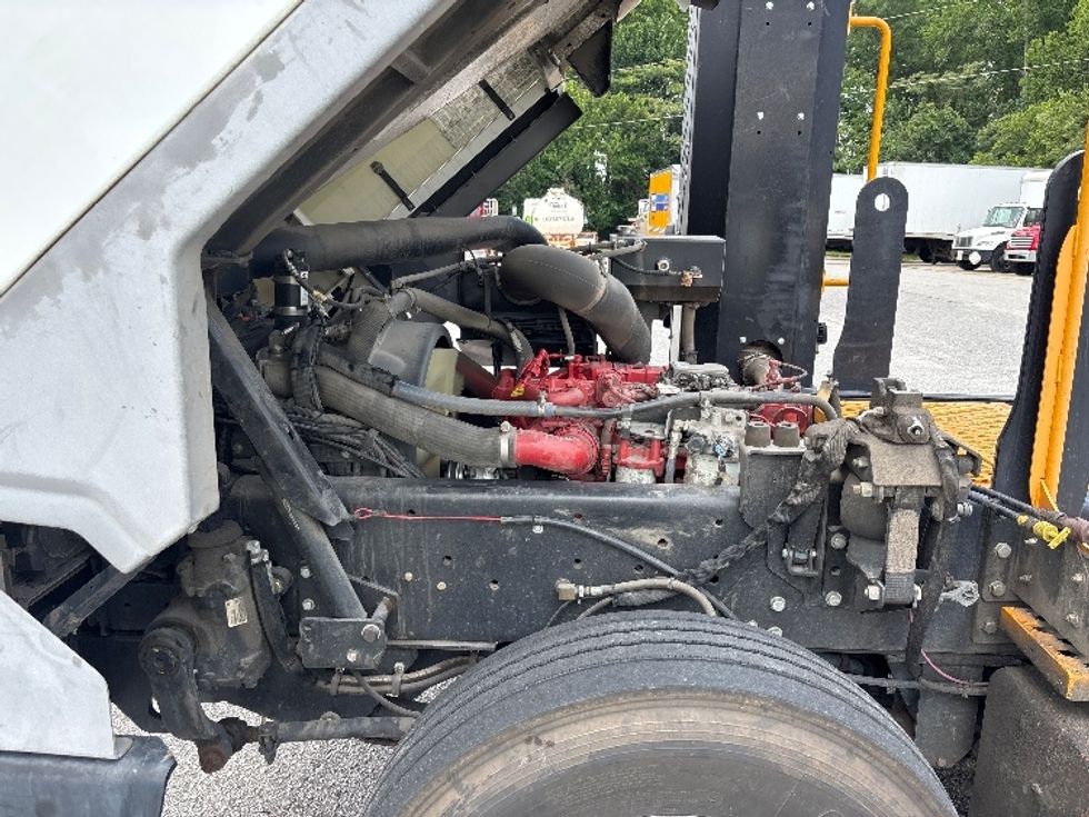 Yard Truck-Heavy Duty Tractors-Ottawa-2021-T2-Greer-SC-28,028\n\t\tmiles-$ 83,500 - Image 16
