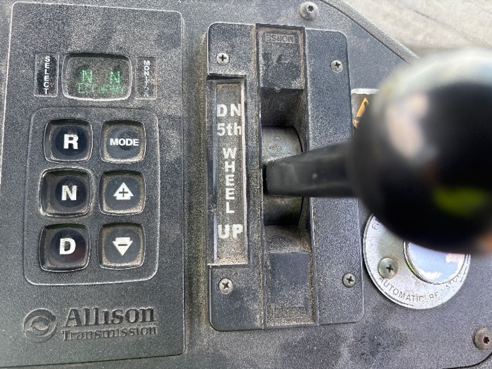 Yard Truck-Heavy Duty Tractors-Ottawa-2021-T2-Greer-SC-28,028\n\t\tmiles-$ 83,500 - Image 18