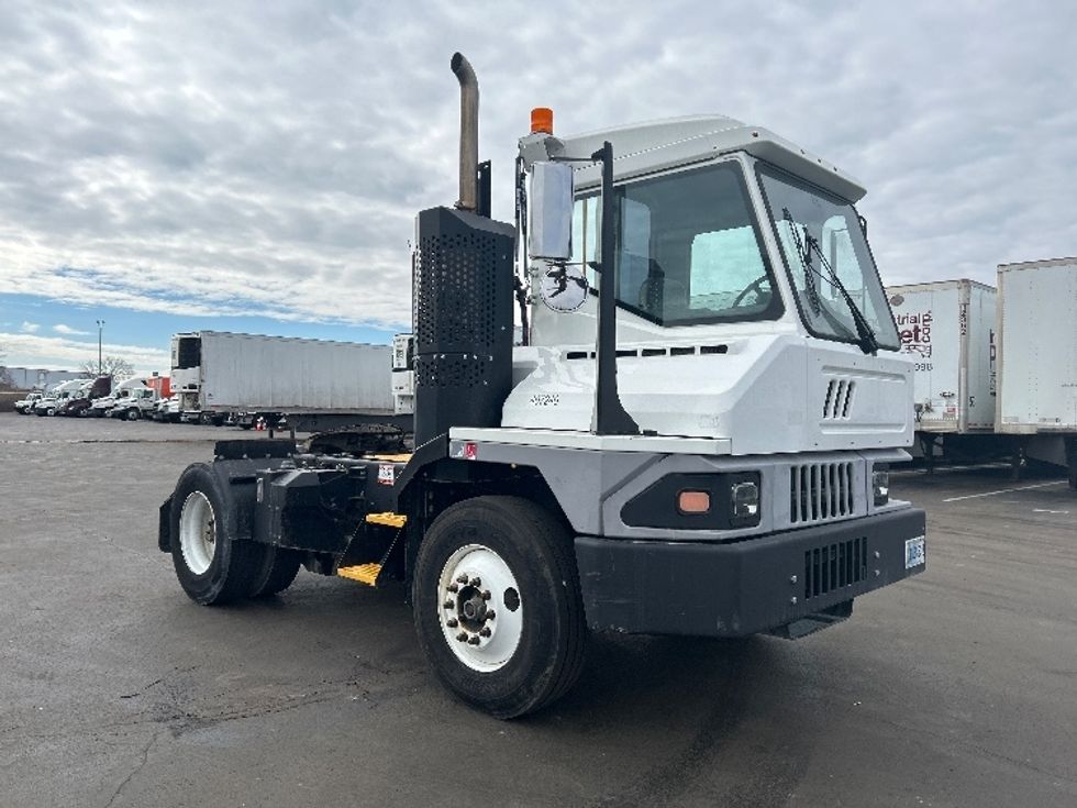 Yard Truck-Heavy Duty Tractors-Ottawa-2021-T2-Indianapolis-IN-7,170\n\t\tmiles-$ 88,250 - Image 1