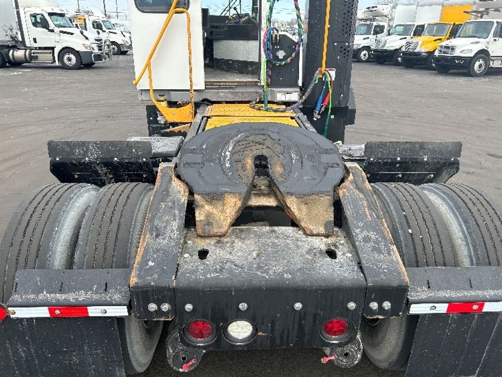 Yard Truck-Heavy Duty Tractors-Ottawa-2021-T2-Indianapolis-IN-7,170\n\t\tmiles-$ 88,250 - Image 6