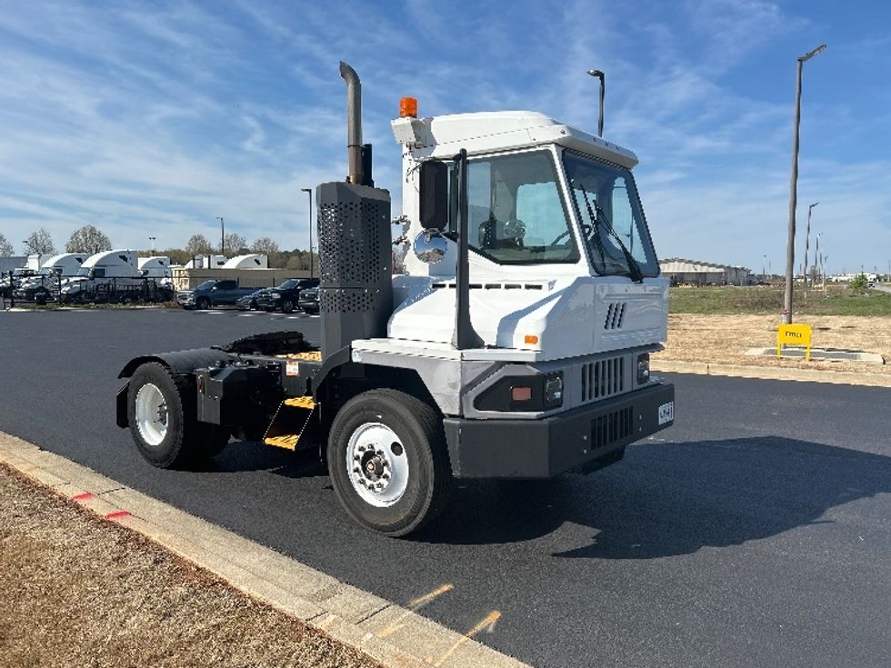 Yard Truck-Heavy Duty Tractors-Ottawa-2021-T2-Madison-AL-35,004\n\t\tmiles-$ 90,250 - Image 1