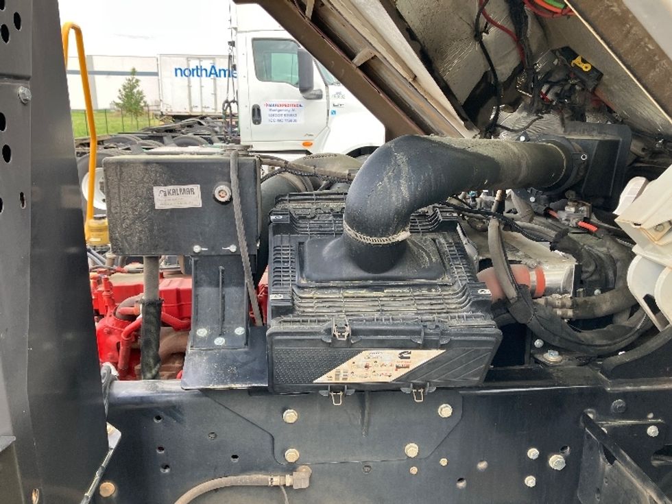 Yard Truck-Heavy Duty Tractors-Ottawa-2021-T2-Madison-AL-35,004\n\t\tmiles-$ 90,250 - Image 16