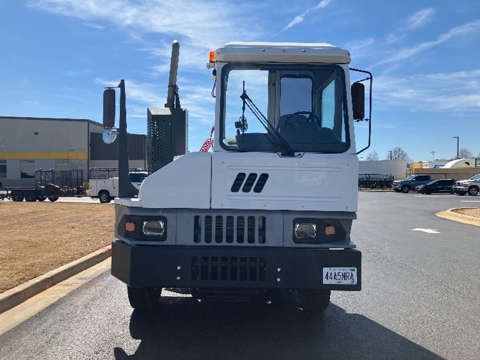 Yard Truck-Heavy Duty Tractors-Ottawa-2021-T2-Madison-AL-50,361\n\t\tmiles-$ 90,000 - Image 2