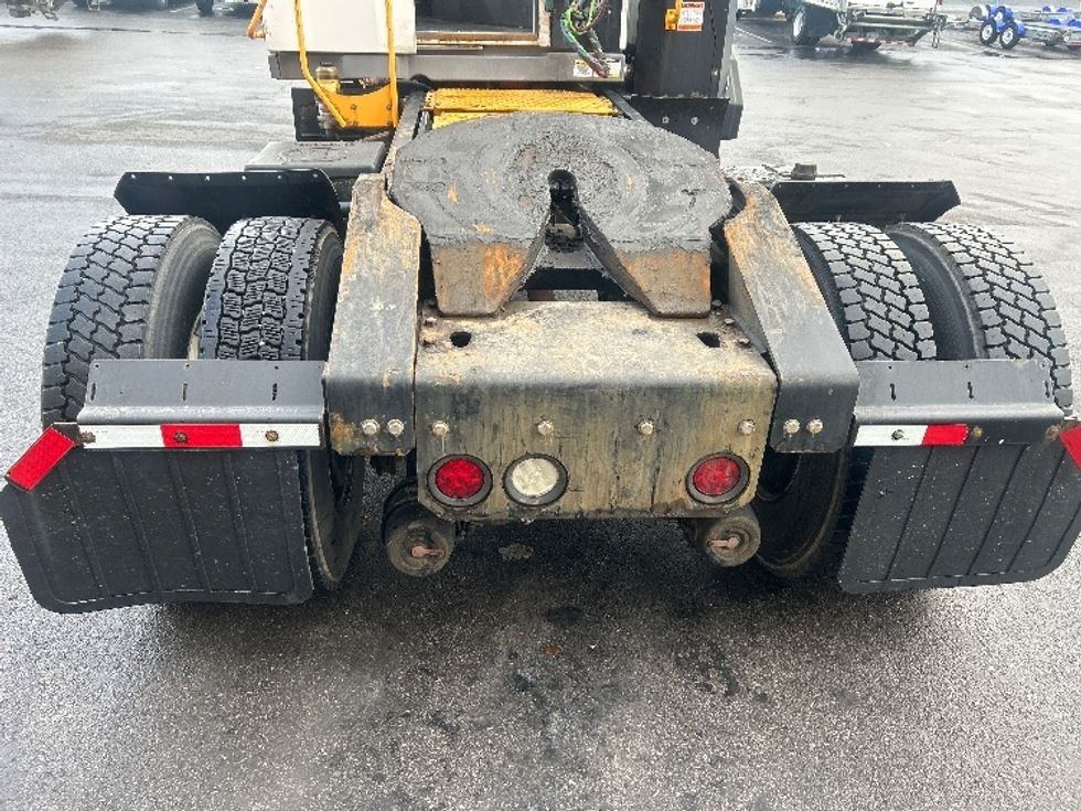 Yard Truck-Heavy Duty Tractors-Ottawa-2021-T2-Obetz-OH-25,611\n\t\tmiles-$ 86,000 - Image 6
