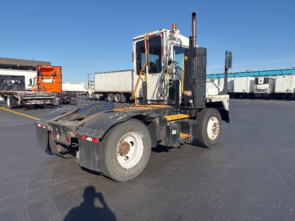 Yard Truck-Heavy Duty Tractors-Ottawa-2021-T2-Obetz-OH-30,015\n\t\tmiles-$ 75,500 - Image 7