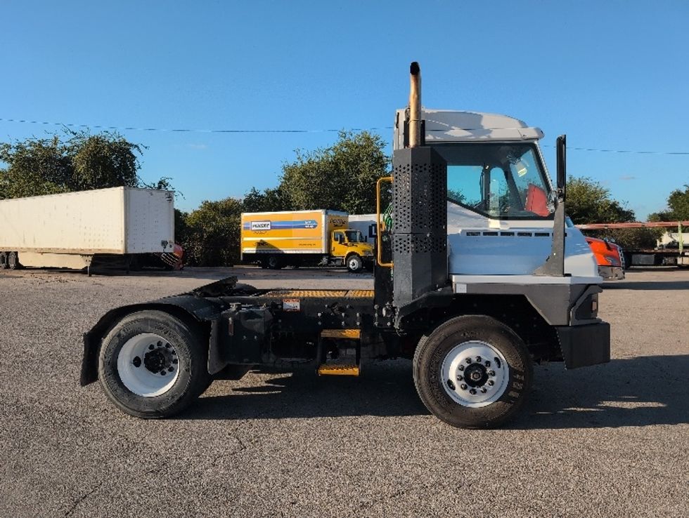 Yard Truck-Heavy Duty Tractors-Ottawa-2021-T2-San Antonio-TX-29,248\n\t\tmiles-$ 91,500 - Image 8