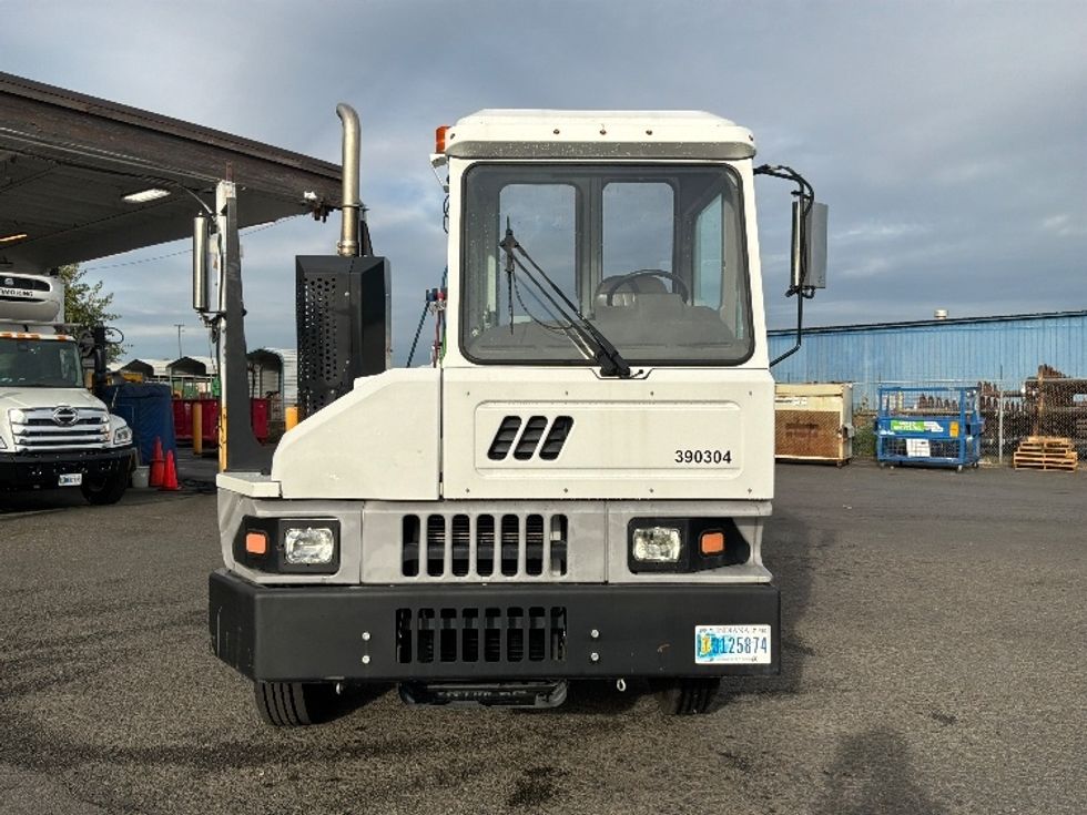 Yard Truck-Heavy Duty Tractors-Ottawa-2021-T2-Tacoma-WA-111,568\n\t\tmiles-$ 81,000 - Image 2