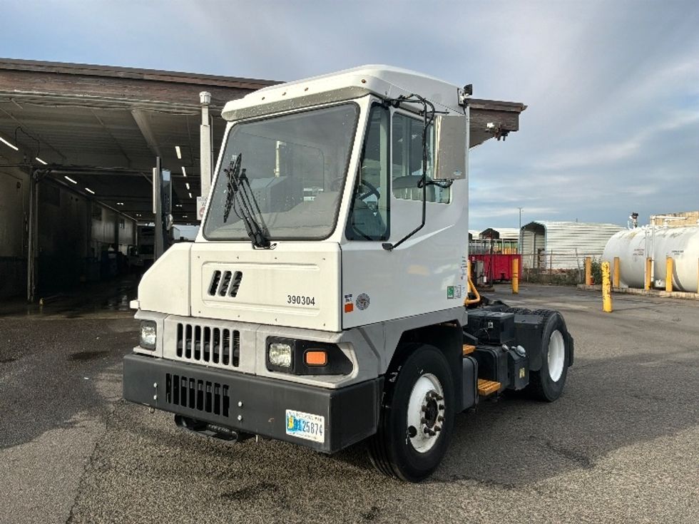 Yard Truck-Heavy Duty Tractors-Ottawa-2021-T2-Tacoma-WA-111,568\n\t\tmiles-$ 81,000 - Image 3