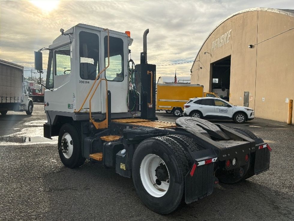 Yard Truck-Heavy Duty Tractors-Ottawa-2021-T2-Tacoma-WA-111,568\n\t\tmiles-$ 81,000 - Image 5