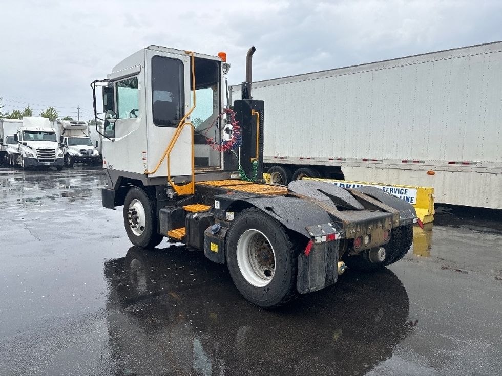 Yard Truck-Heavy Duty Tractors-Ottawa-2022-T2-Brook Park-OH-46,788\n\t\tmiles-$ 94,500 - Image 5