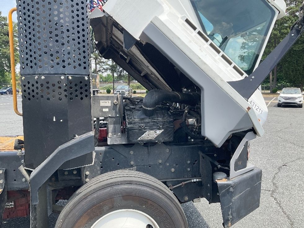 Yard Truck-Heavy Duty Tractors-Ottawa-2022-T2-Concord-NC-63,724\n\t\tmiles-$ 95,500 - Image 15