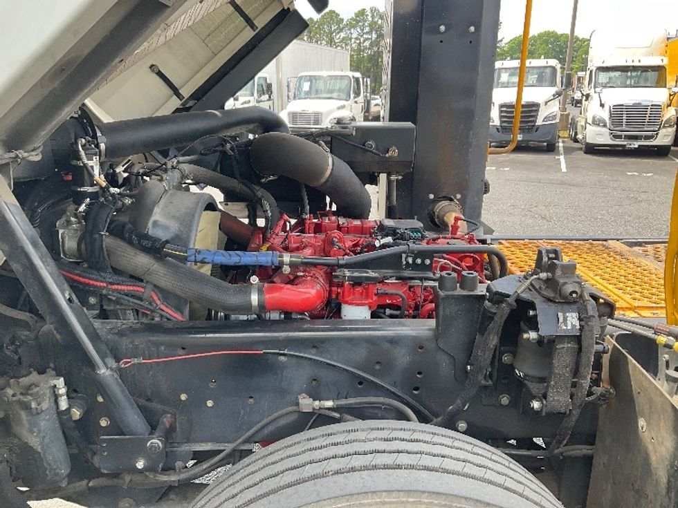Yard Truck-Heavy Duty Tractors-Ottawa-2022-T2-Concord-NC-63,724\n\t\tmiles-$ 95,500 - Image 16