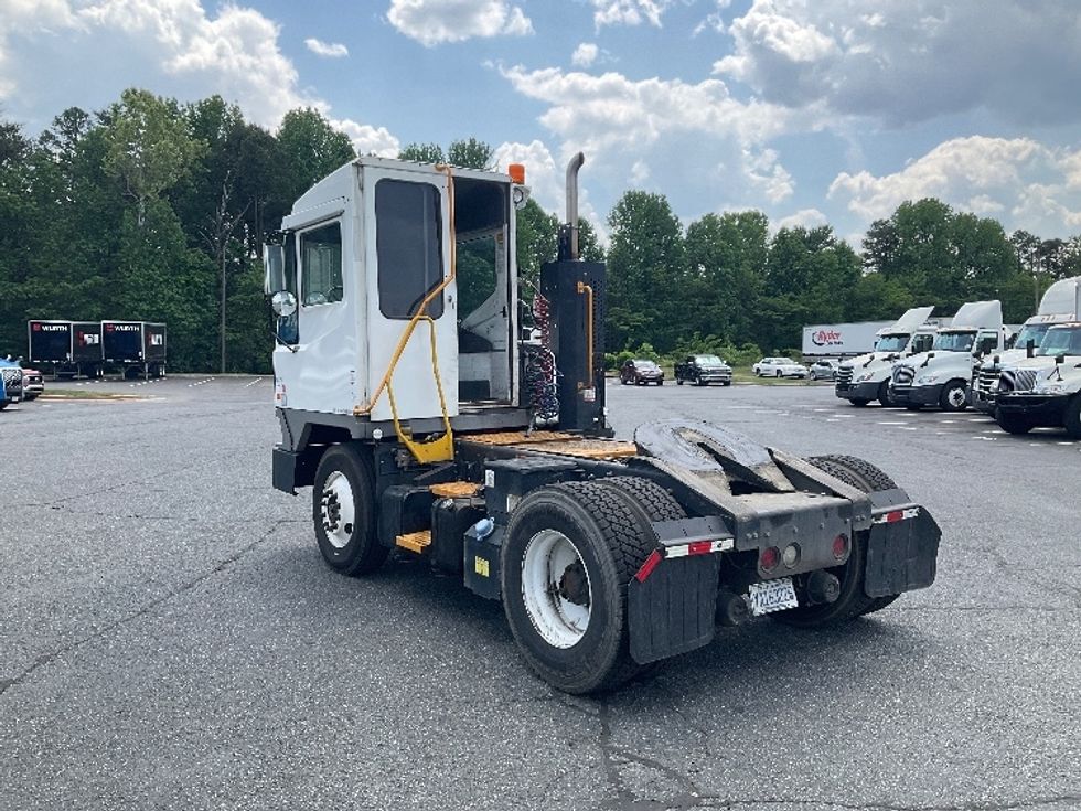Yard Truck-Heavy Duty Tractors-Ottawa-2022-T2-Concord-NC-63,724\n\t\tmiles-$ 95,500 - Image 5