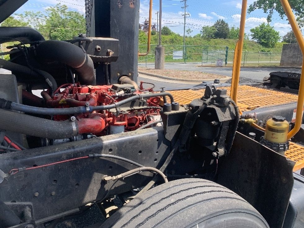 Yard Truck-Heavy Duty Tractors-Ottawa-2022-T2-Concord-NC-71,136\n\t\tmiles-$ 93,250 - Image 15
